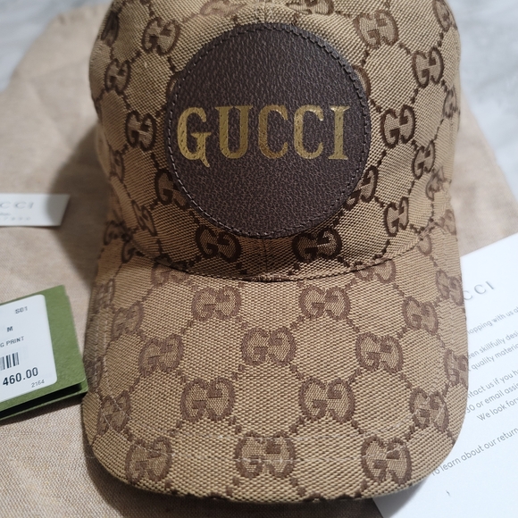 Gucci Accessories - Gucci Brown/Beige GG Canvas Logo Baseball Cap (100% Authentic)